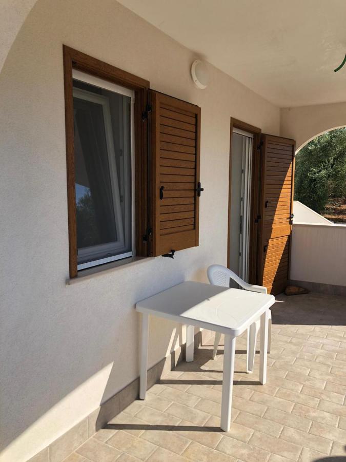 Borgo Rosoli Вьесте Экстерьер фото